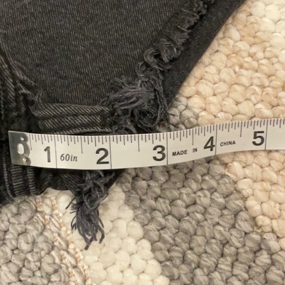 NWT Abercrombie & Fitch Distressed Mini Short Fringe Zip Fly Black Size 27 - Picture 11 of 16